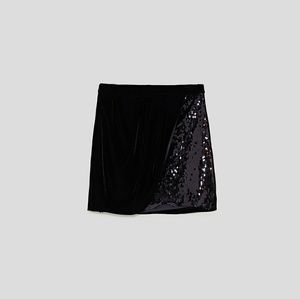 NWT! Zara Contrasting Sequin Velvet Skirt